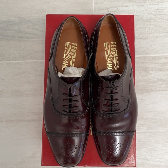 Salvatore Ferragamo Renzo  Leather Wingtip Oxford - Picture 6 of 10